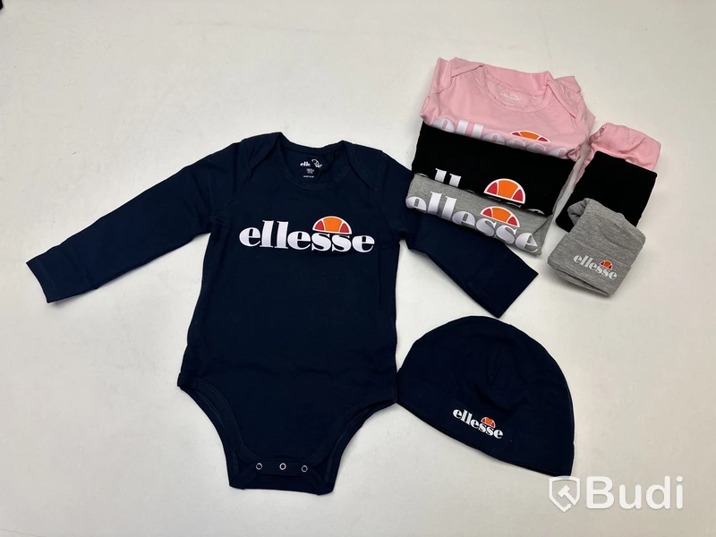 Parti med barnklader av Ellesse, 18-24 mån