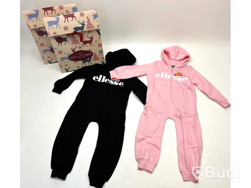 2 st. Onepiece med luva av Ellesse, 3-4 år