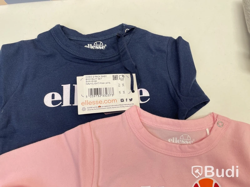 Paket med barnkläder av Ellesse, 3-6 mån