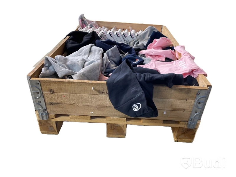Parti med barnkläder, Converse, Polo, Esselle, Sail Racing, 0-6 år