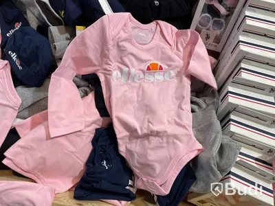 Parti med barnkläder, Converse, Polo, Esselle, Sail Racing, 0-6 år