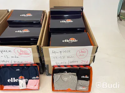 Parti med barnkläder Ellesse, stl. 9-24 mån, olika modeller och färger