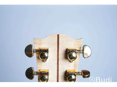 Akustisk Gitarr - Gibson SJ-200 Standard Antique Natural inkl. hardcase.