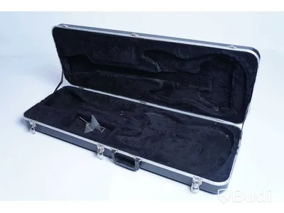 Elgitarr - Chery Stratocaster inkl. hardcase. Begagnad. Funktionstestad.