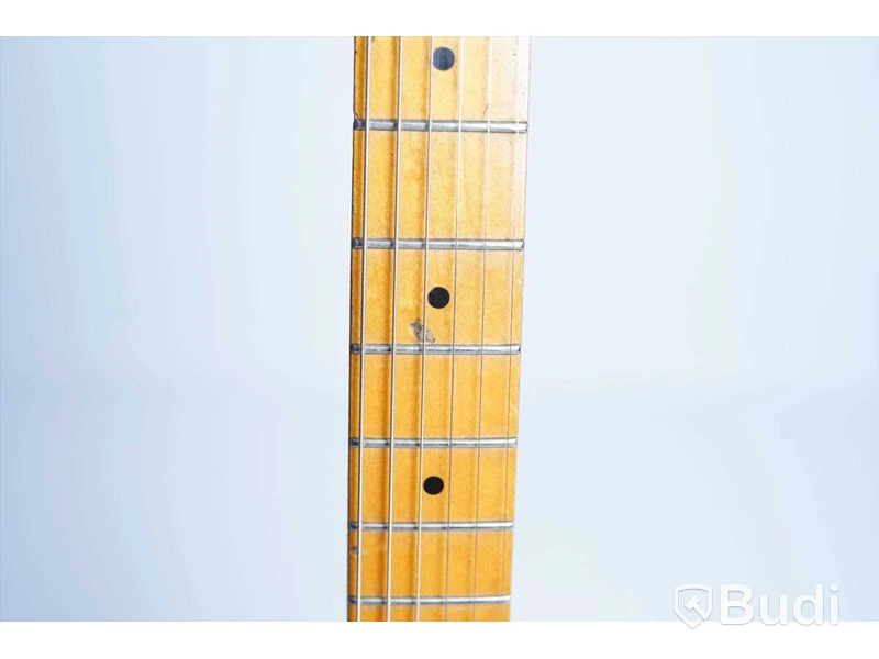 Elgitarr - Chery Stratocaster inkl. hardcase. Begagnad. Funktionstestad.