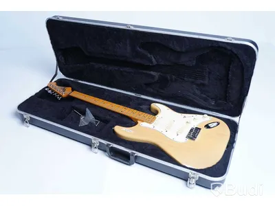 Elgitarr - Chery Stratocaster inkl. hardcase. Begagnad. Funktionstestad.