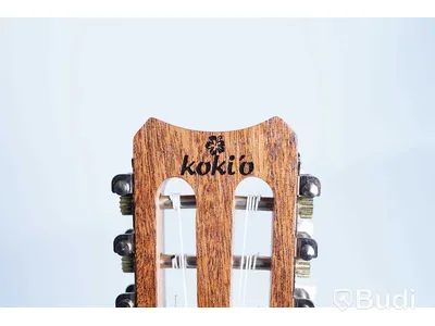 Ukulele - Koki'o U-SMHLMH-T8 Solid Top Mahogany 8-string Tenor, inkl. hard case. Ny.