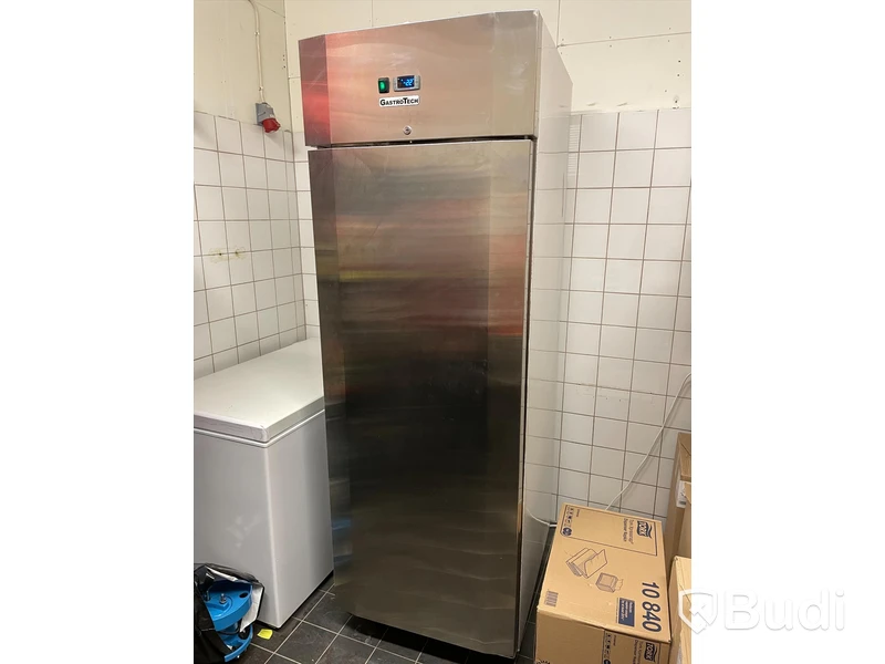 GastroTech Fullhöjdsfrys QN7