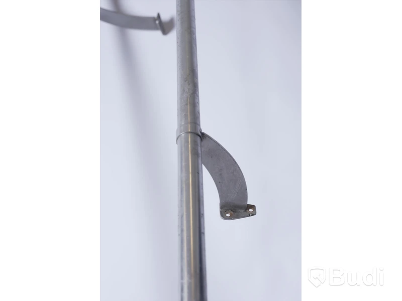 2 st Fotstöd till bar (ca mått: 270 och 330 cm)