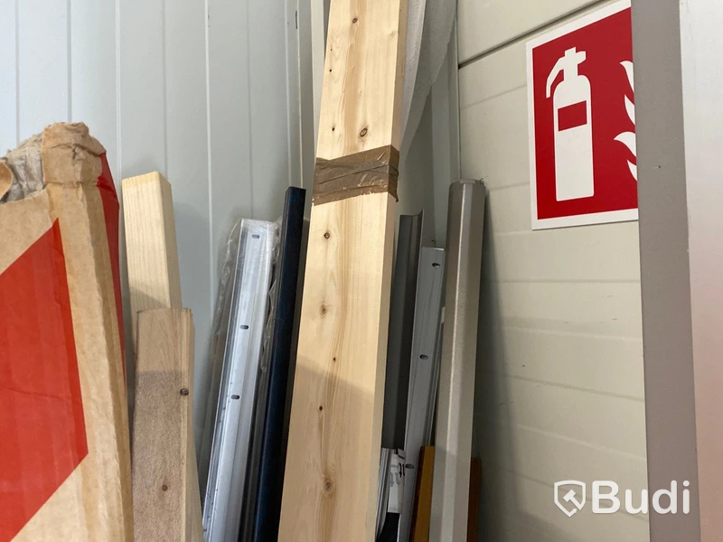 Utrustning för glasmontage, palldragare med mera Stort parti!