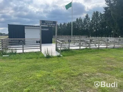 Trädäck med staket