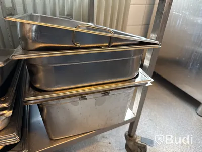 Rostfri vagn med kantiner