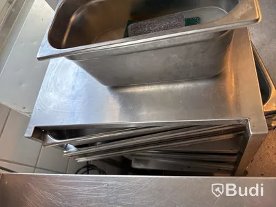 Rostfri vagn med kantiner