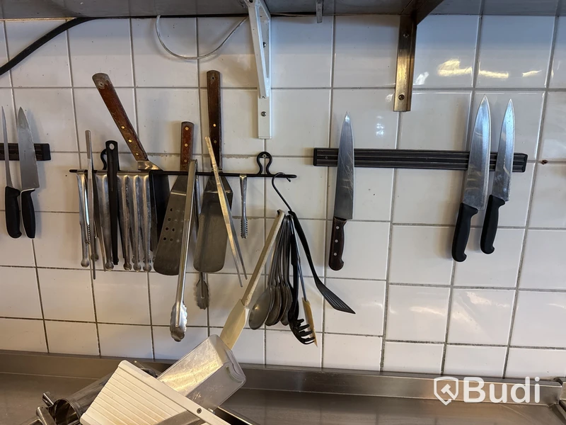 Diskbänk, hylla & tillbehör