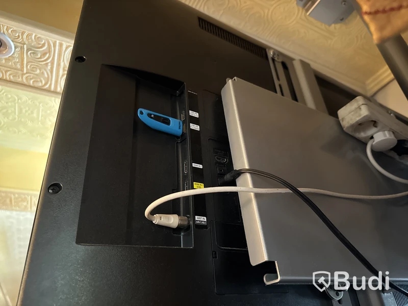 4 st Samsung smart-TV