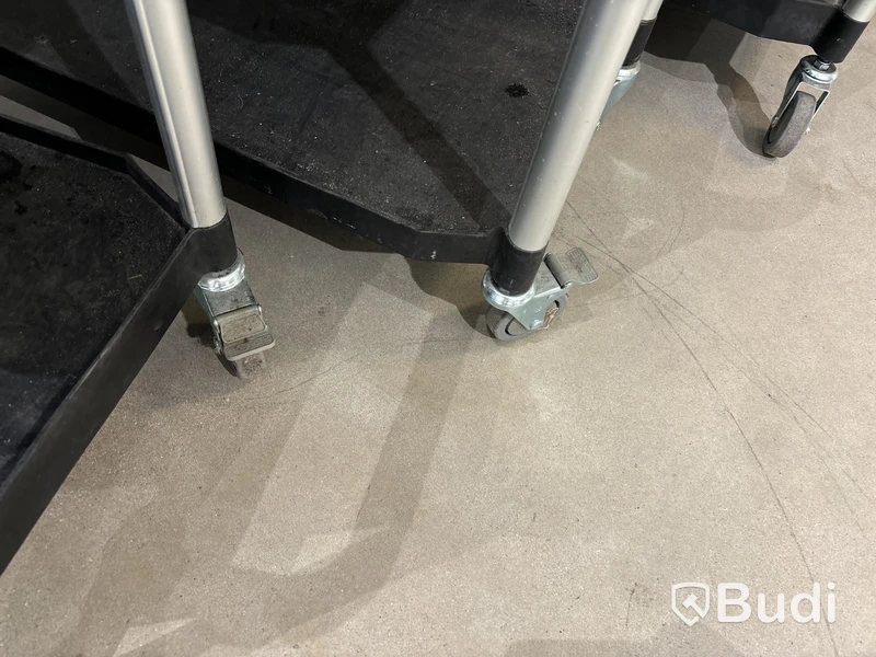 4 st plockvagnar