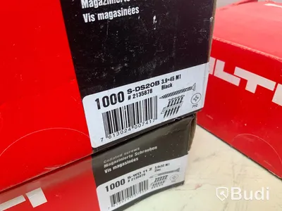 HILTI Skruv. 3,9x32 M1 ca 3 box, 4.0x45 M1 ca 1 box, 3,5x25 ca 2 box.