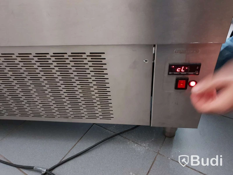 Konditorkyl PLASTMET B1500 X H1400 X D650mm 230V / 50Hz 130kg Temp plus5-plus12 Nypris ca: 45,000SEK