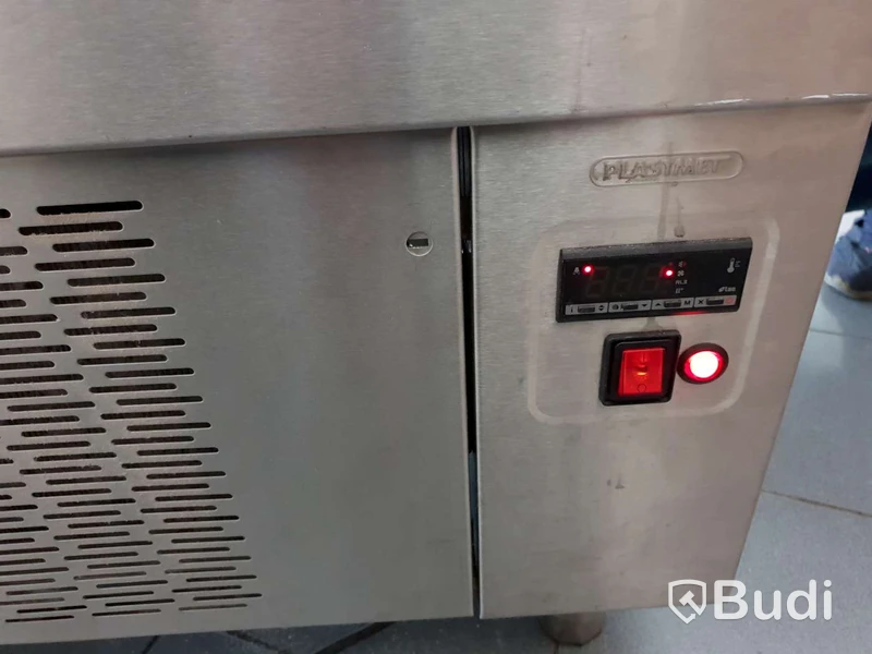 Konditorkyl PLASTMET B1500 X H1400 X D650mm 230V / 50Hz 130kg Temp plus5-plus12 Nypris ca: 45,000SEK