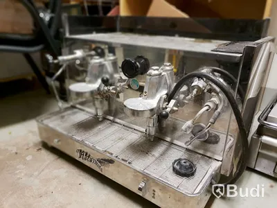 Espresso Maskin Reparationsobjekt. Osäker funktion 3-Fas