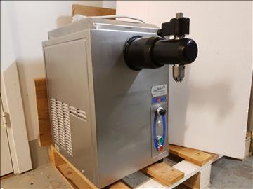 Gräddblåsare Sanomat 5liter Nypris ca 35,000:- Perfekt till semmelproduktion, är den överlägset mest använda gräddmaskinen i Sverige