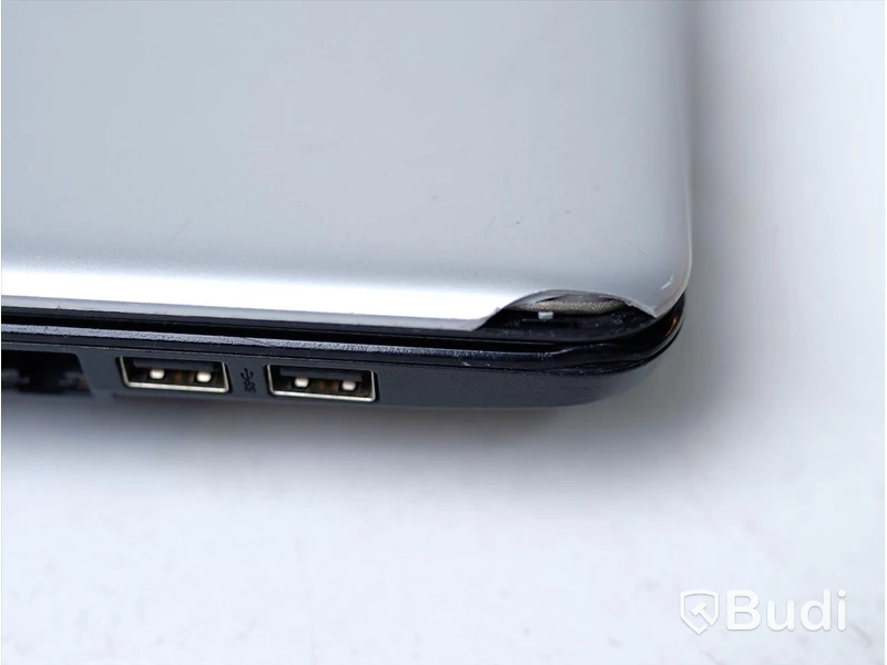 Dator - HP 350 G1 i5, windows 10 (Obs! Laddsladd saknas, sprucken på två ställen. )