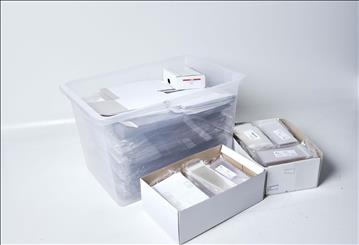 Förpackningsmaterial för butik - plastpåsar, presentkartonger