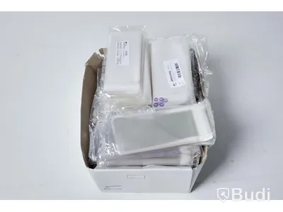 Förpackningsmaterial för butik - plastpåsar, presentkartonger