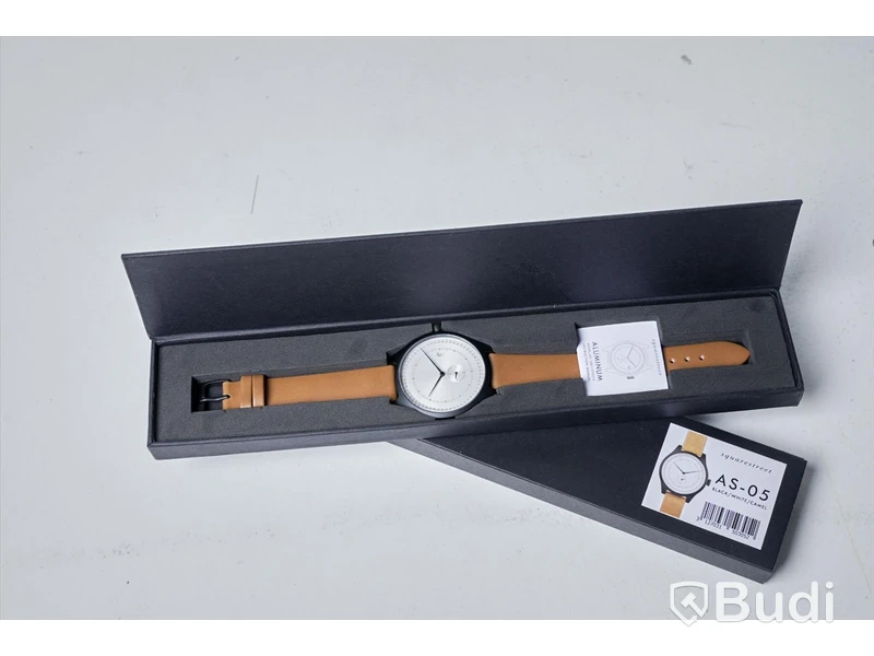 4 st armbandsur – Squarestreet, diverse färger
