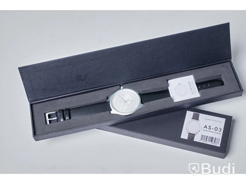 4 st armbandsur – Squarestreet, diverse färger
