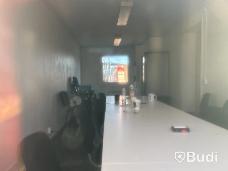 2 st byggbodar