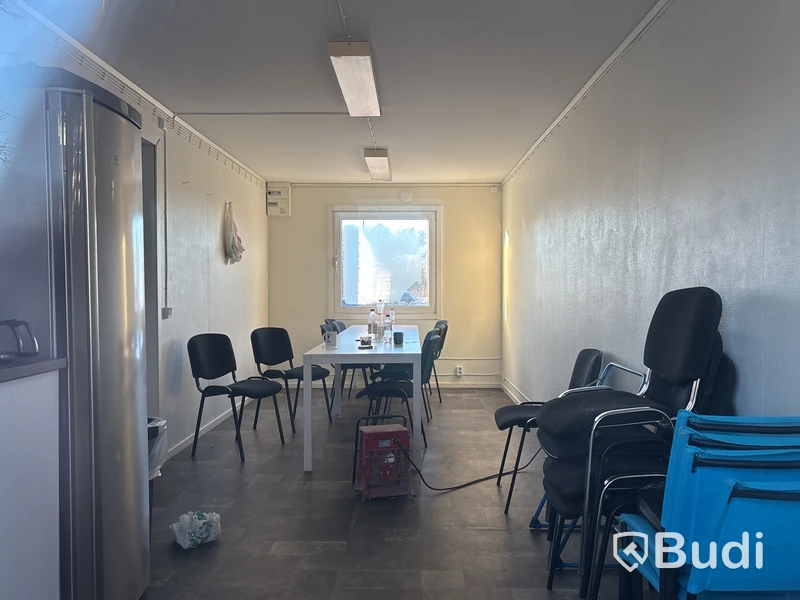 2 st byggbodar