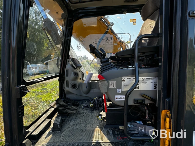 Grävmaskin LiuGong CLG925E -2018 - EXPORT
