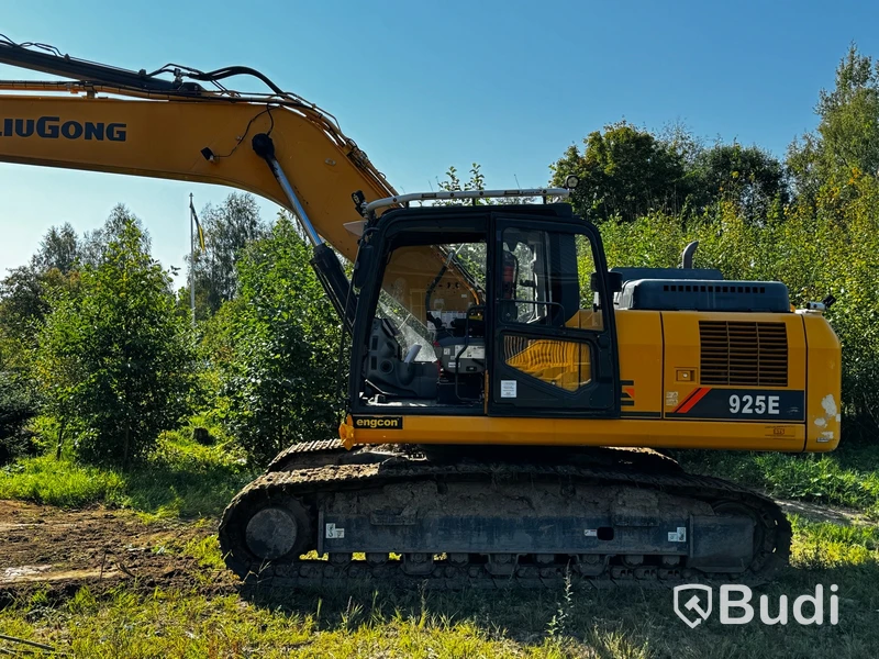 Grävmaskin LiuGong CLG925E -2018 - EXPORT