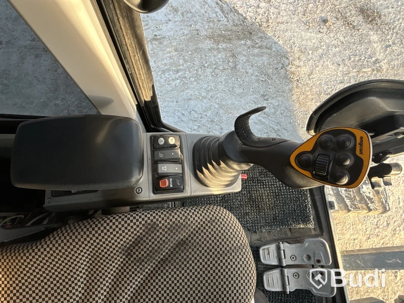 Bandgrävare Wacker Neuson ET90 | 2695h | 2019 | flera redskap