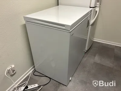 Frysbox Logik LCF198W23E (med innehåll)