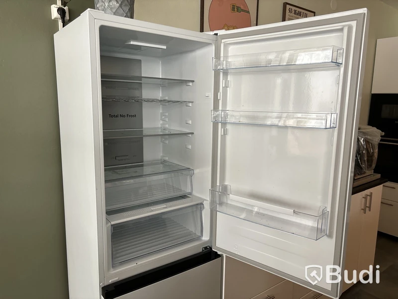 Kombinerad kyl- & frys Epoq EBF185W23D