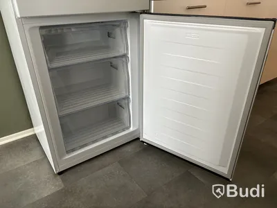 Kombinerad kyl- & frys Epoq EBF185W23D