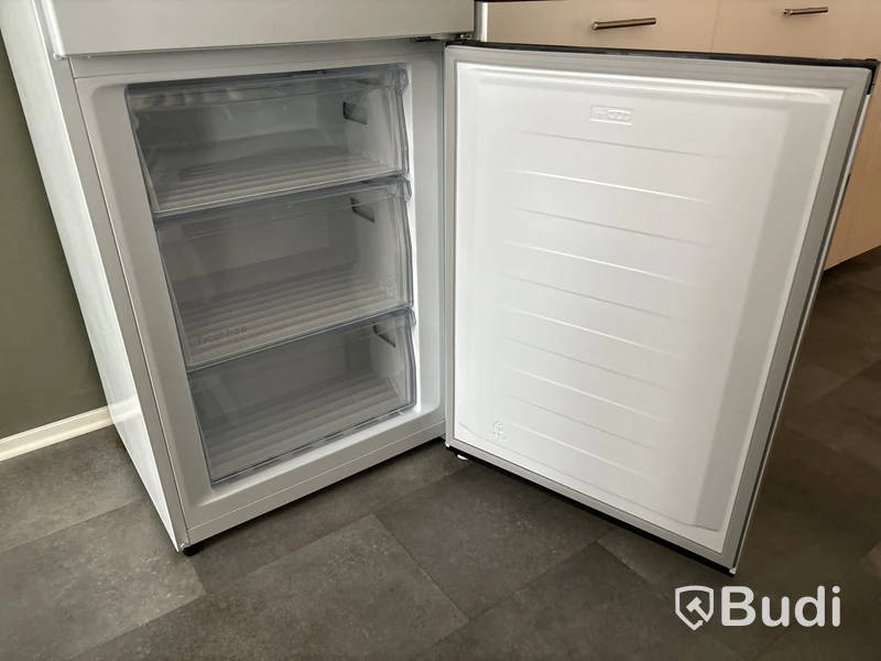 Kombinerad kyl- & frys Epoq EBF185W23D