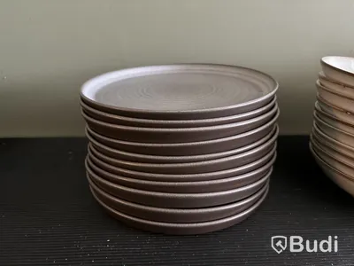 Tallrikar, glas, skålar & kaffekoppar