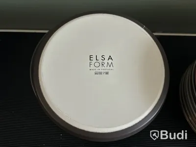 Tallrikar, glas, skålar & kaffekoppar