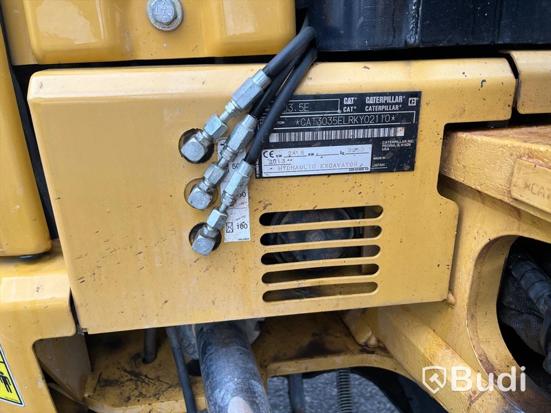 Minigrävare CAT 303.5E CR med tillbehör