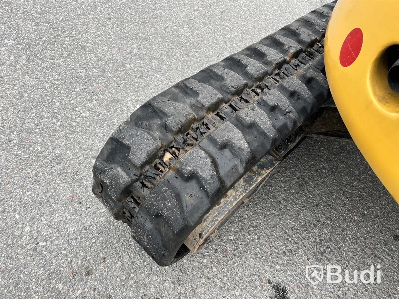 Minigrävare CAT 303.5E CR med tillbehör