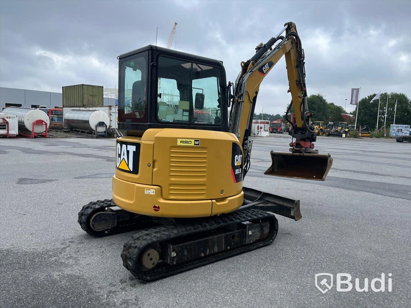 Minigrävare CAT 303.5E CR med tillbehör