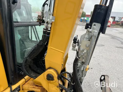 Minigrävare CAT 303.5E CR med tillbehör