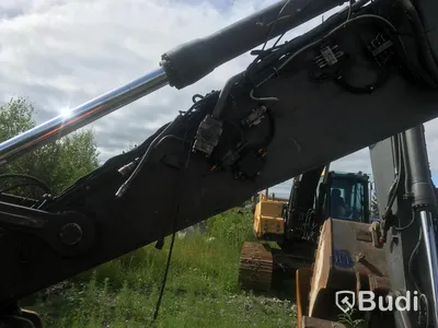 Volvo bandgrävmaskin EC240CL -2009 inkl tillbehör