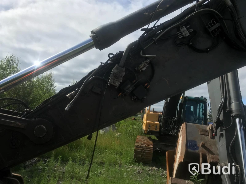 Volvo bandgrävmaskin EC240CL -2009 inkl tillbehör