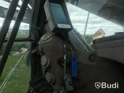 Volvo bandgrävmaskin EC240CL -2009 inkl tillbehör