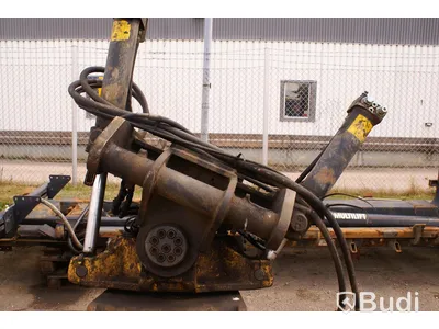 Volvo bandgrävmaskin EC240CL -2009 inkl tillbehör