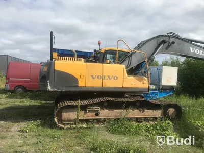 Volvo bandgrävmaskin EC240CL -2009 inkl tillbehör